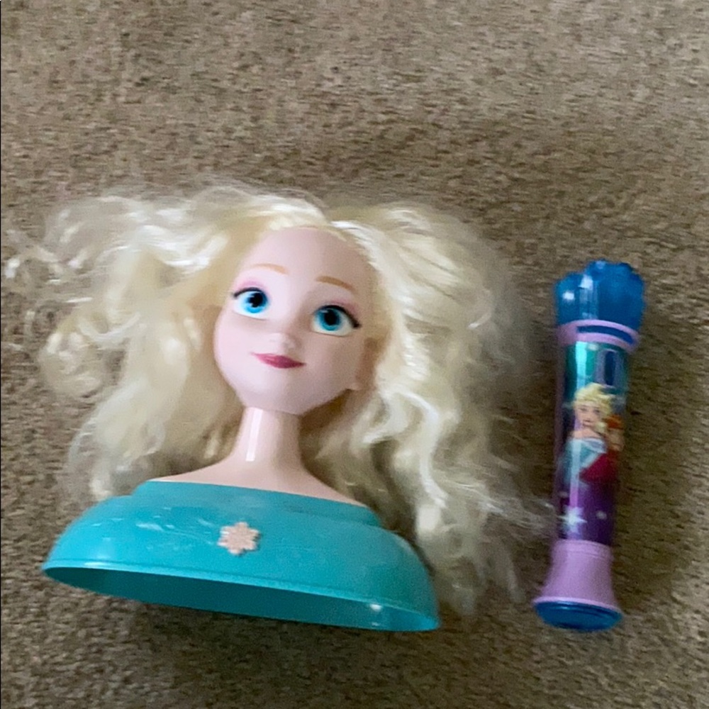 Elsa okay hair doll and microphone